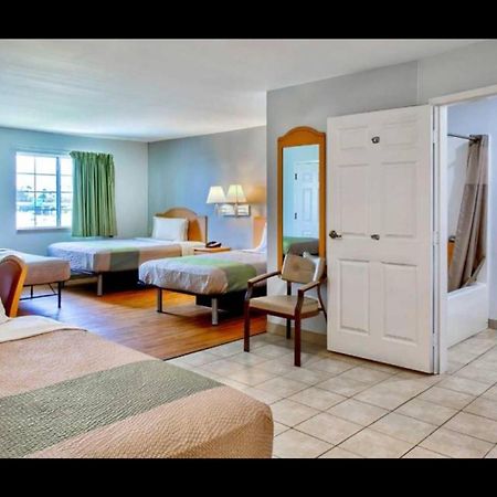 Oyo Townhouse Sulphur,La Extended Stay Екстериор снимка