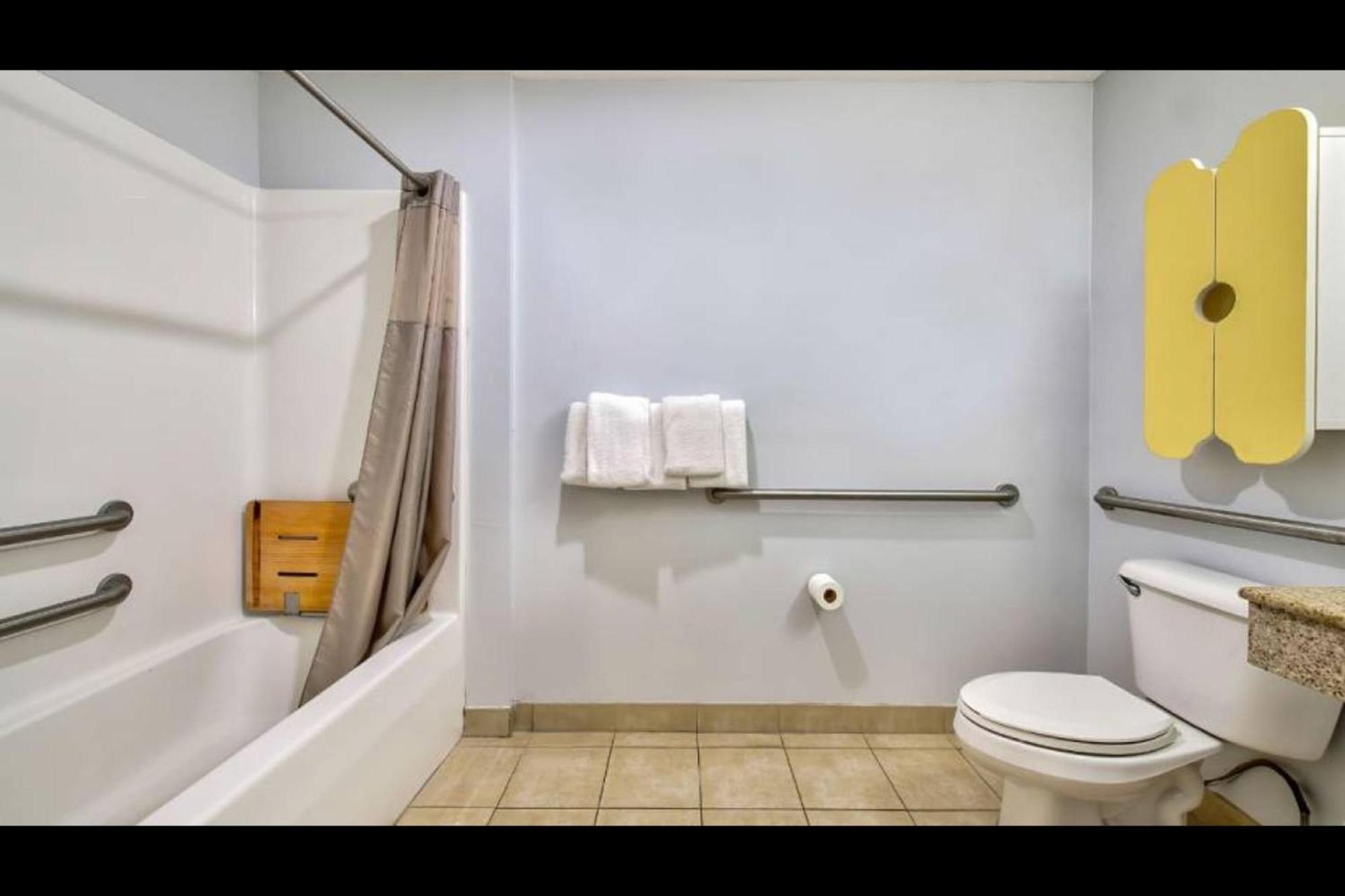 Oyo Townhouse Sulphur,La Extended Stay Екстериор снимка