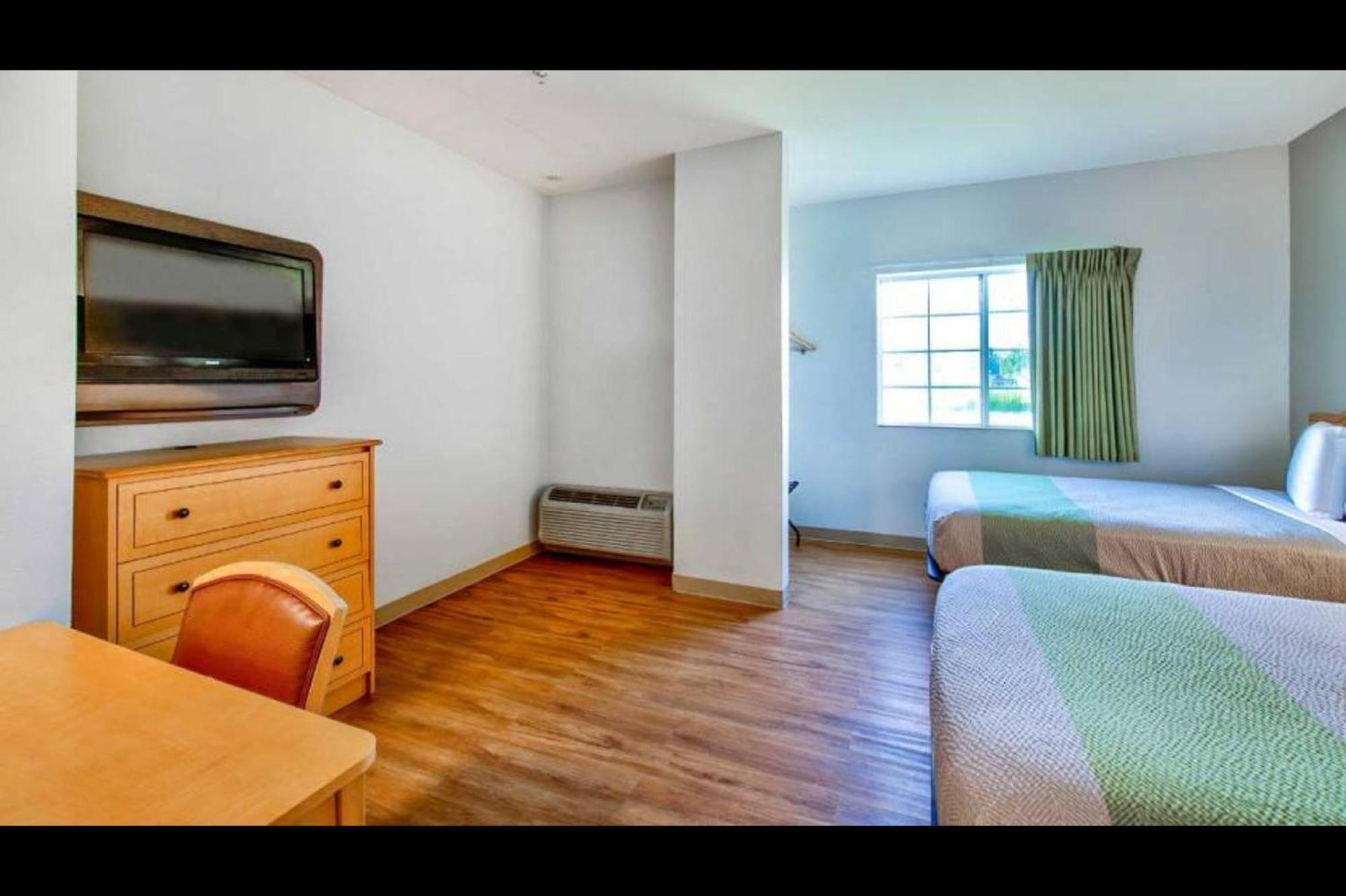 Oyo Townhouse Sulphur,La Extended Stay Екстериор снимка