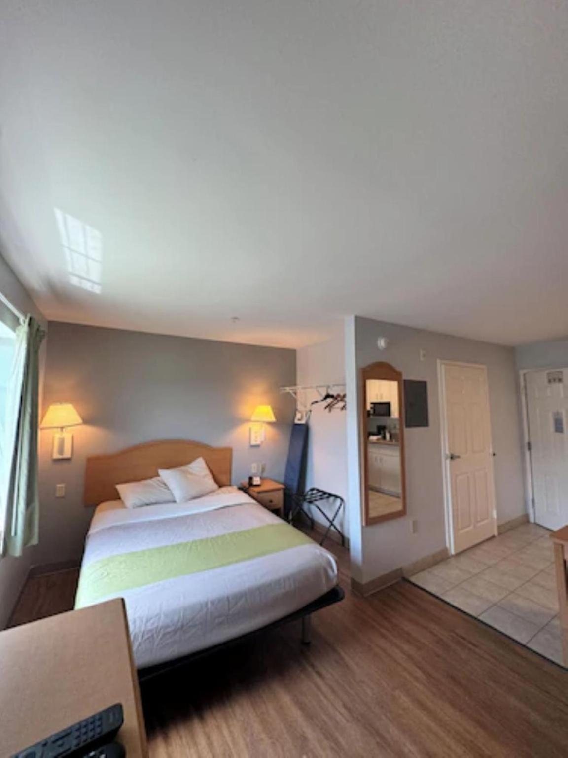 Oyo Townhouse Sulphur,La Extended Stay Екстериор снимка